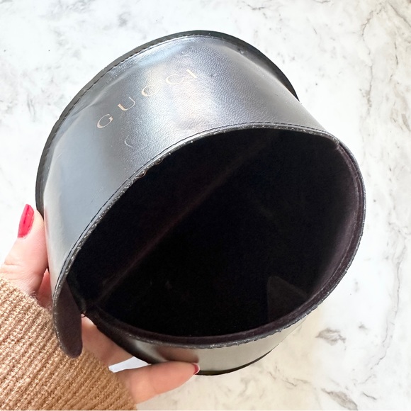 GUCCI Vintage Y2K Wrap-Around Sunglasses - Picture 14 of 15